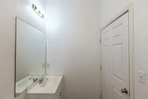 Fort Worth, TX 76104