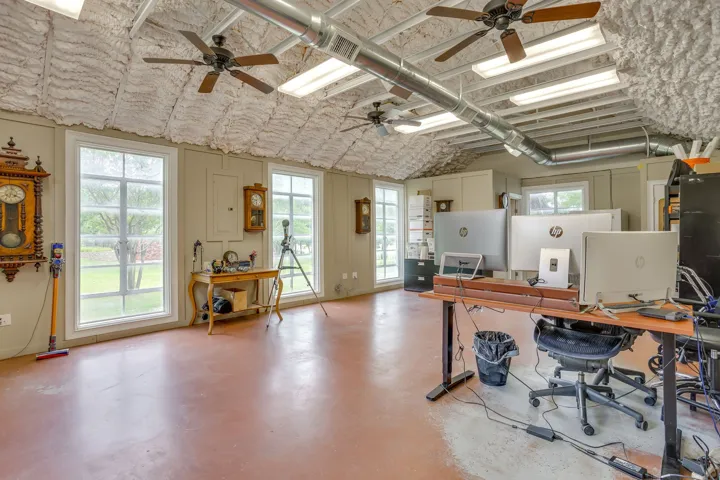 Hudson Oaks, TX 76087