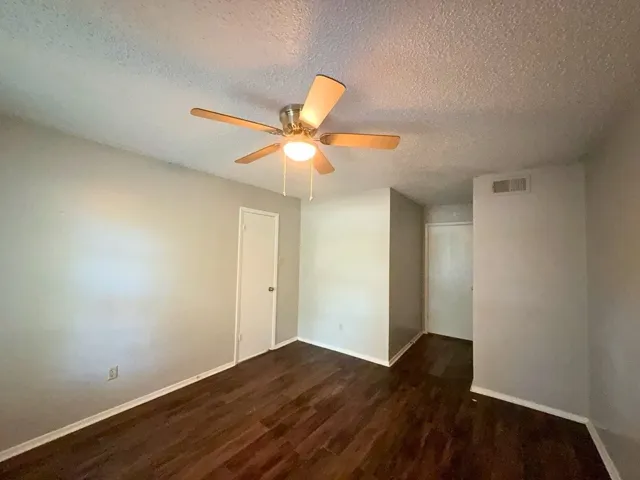 Denton, TX 76201
