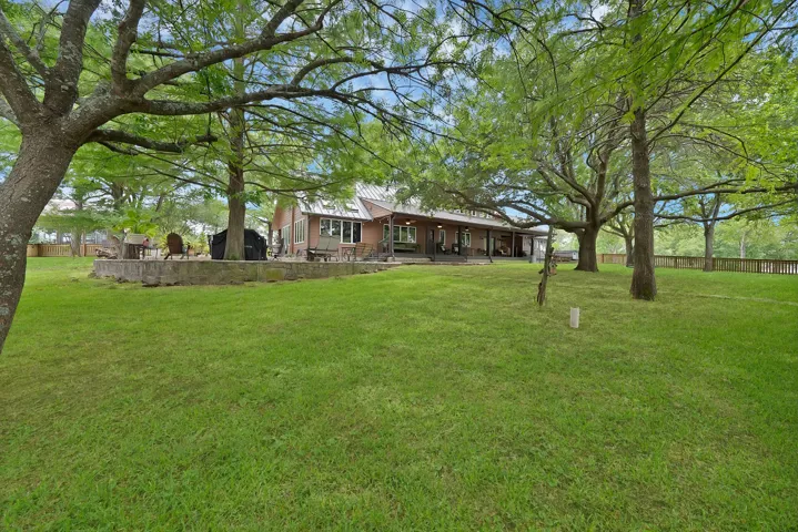 Kerens, TX 75144