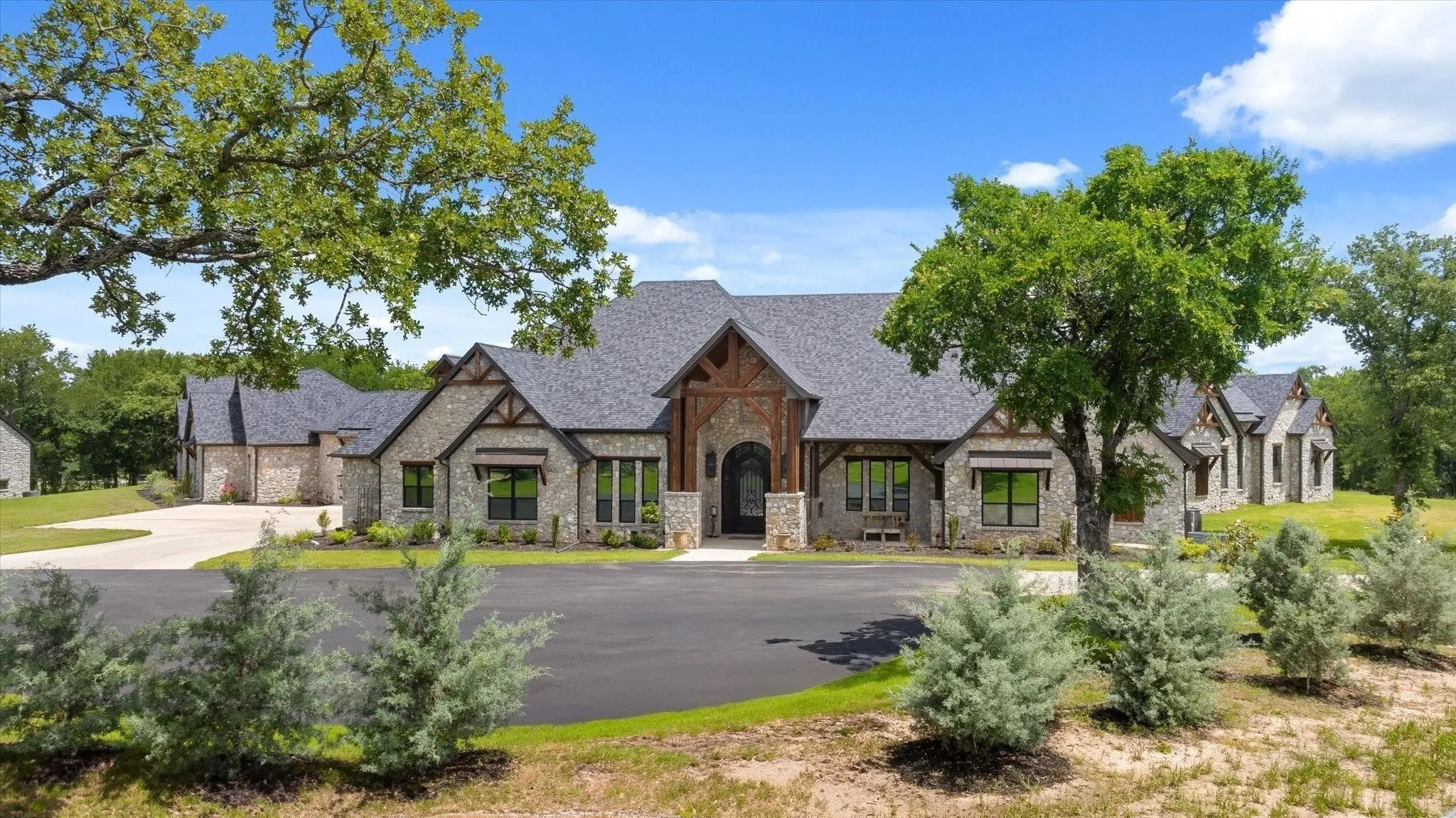 Paradise, TX 76073