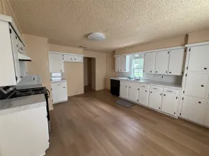 Granbury, TX 76048
