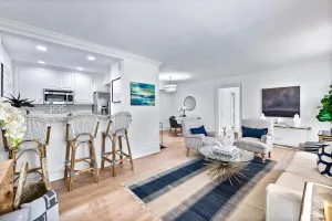 Highland Park, TX 75219