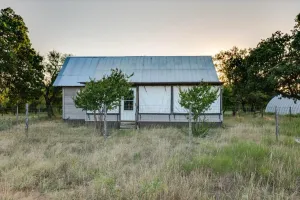 Carbon, TX 76435