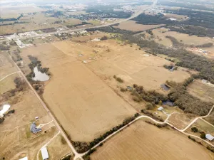 Whitesboro, TX 76273