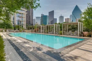 Dallas, TX 75201