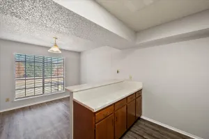 Euless, TX 76039