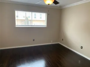 Dallas, TX 75219