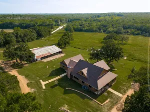 Windom, TX 75492