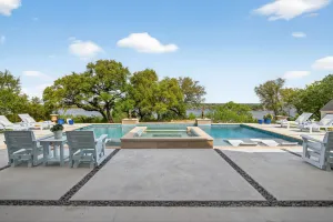 Granbury, TX 76048
