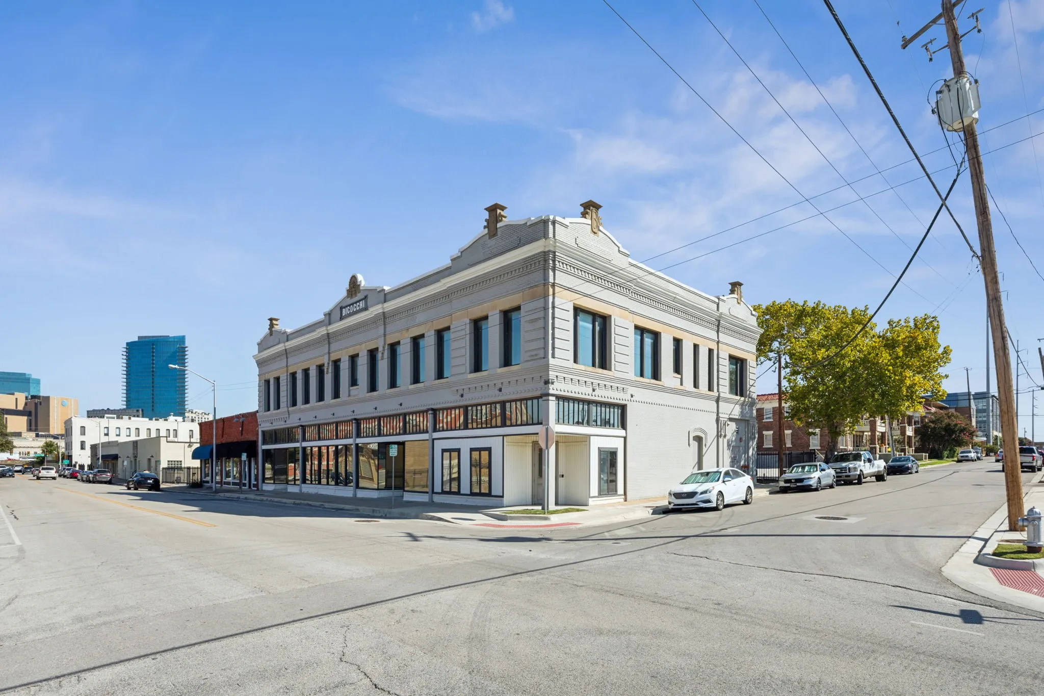 Fort Worth, TX 76104
