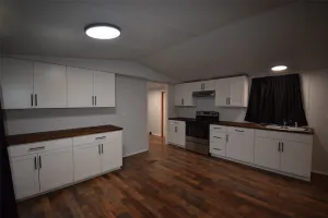 Malakoff, TX 75148