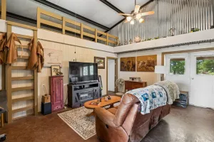 Greenville, TX 75402