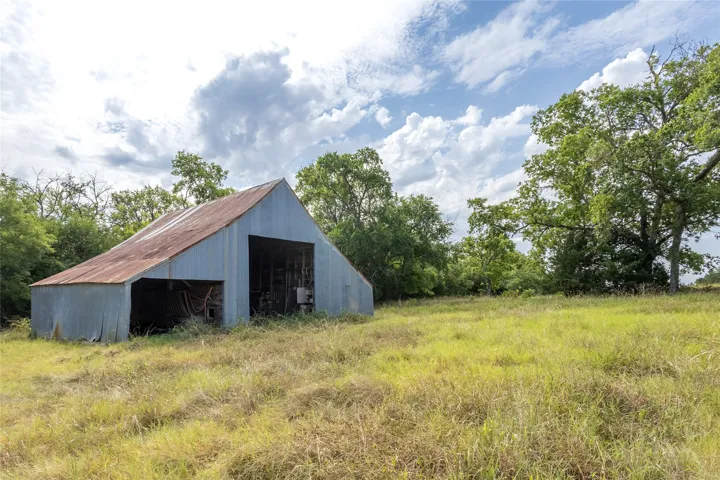 Windom, TX 75492