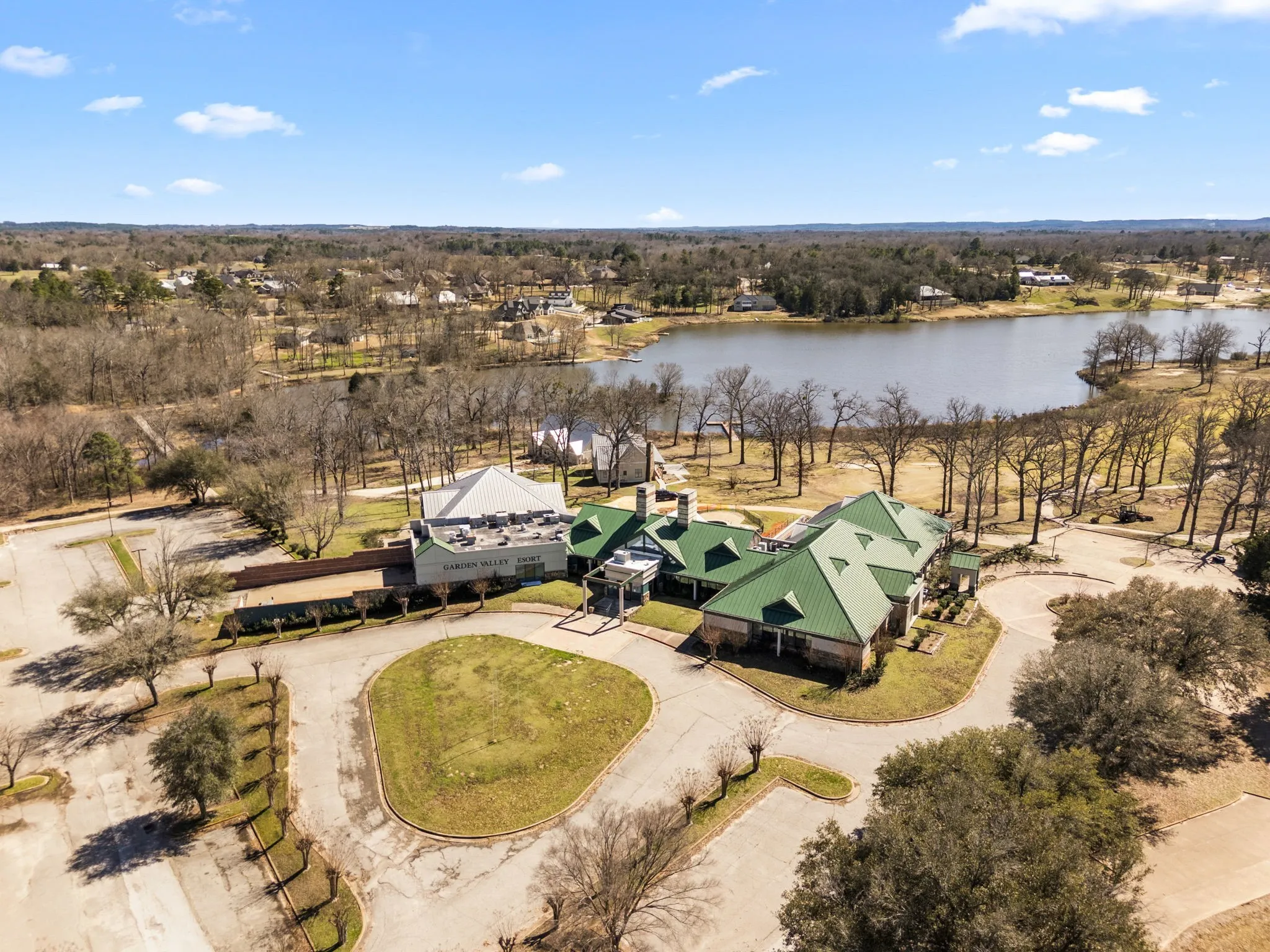 Lindale, TX 75771