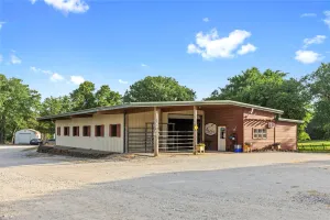 Gainesville, TX 76240