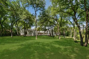 Dallas, TX 75209