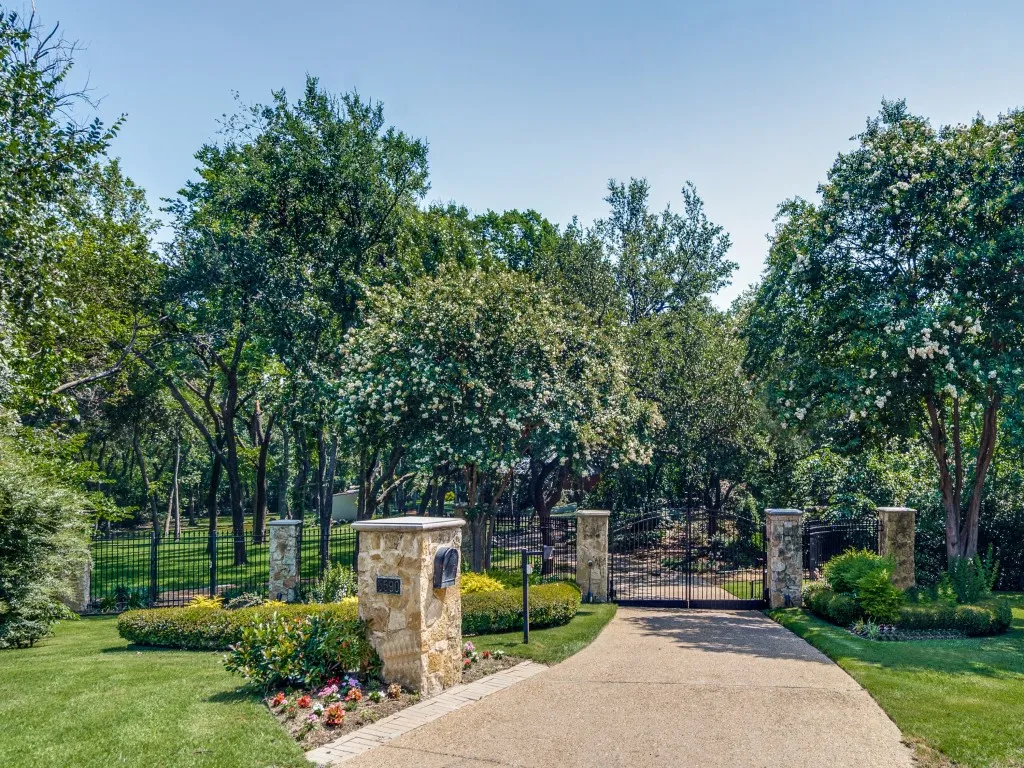 Dallas, TX 75252