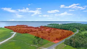 Windom, TX 75492