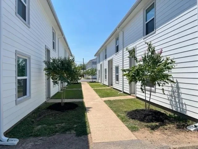 Granbury, TX 76048