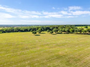 Burleson, TX 76028
