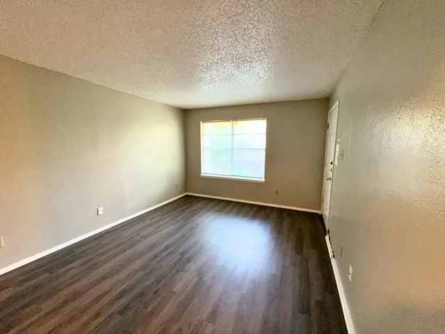 Denton, TX 76201