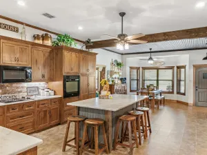 Winnsboro, TX 75494