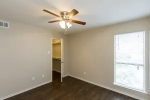 Dallas, TX 75204