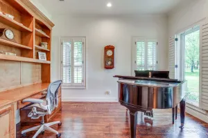Hudson Oaks, TX 76087