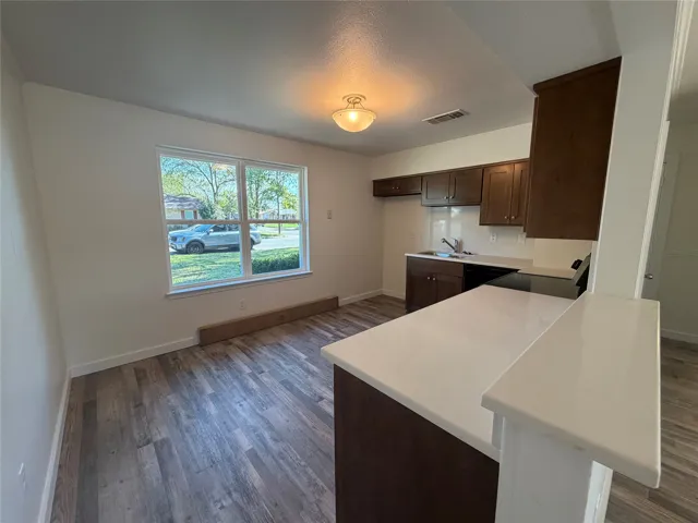 Greenville, TX 75402