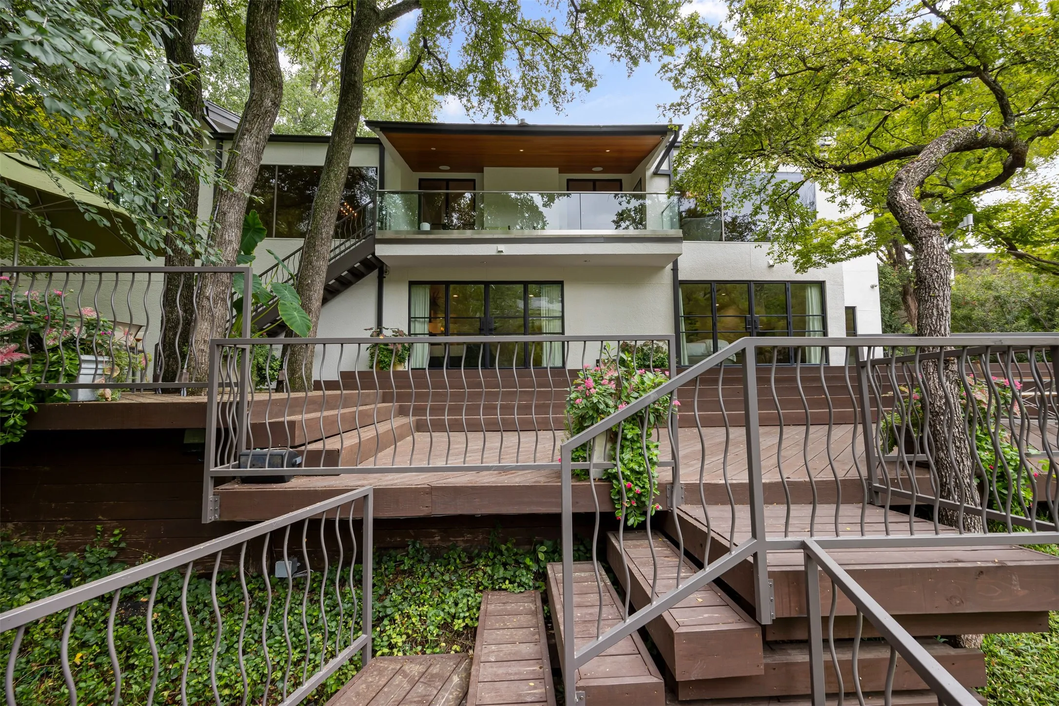 Westover Hills, TX 76107