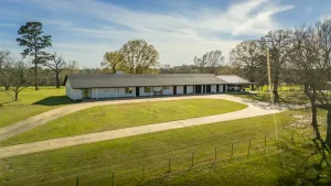 Gladewater, TX 75647