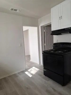 Fort Worth, TX 76115