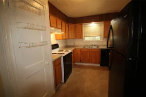Grand Saline, TX 75140