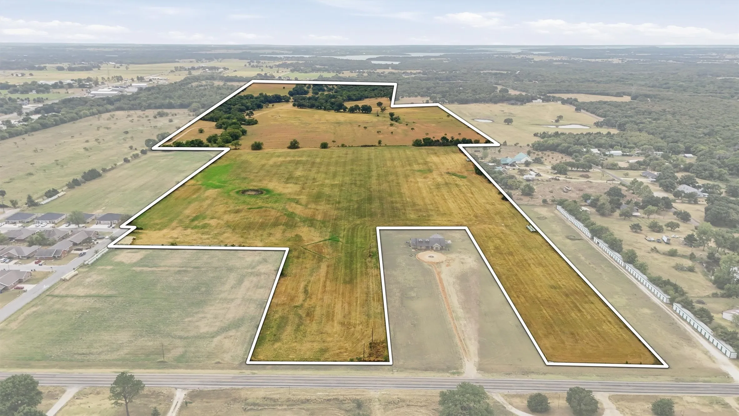 Collinsville, TX 76233