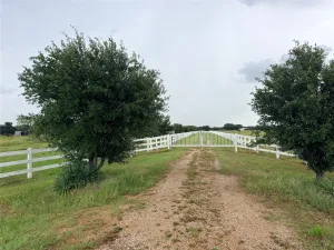Aubrey, TX 76227
