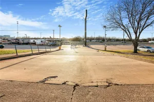 Burleson, TX 76028