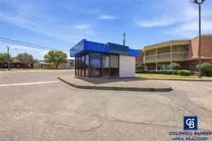Cleburne, TX 76033