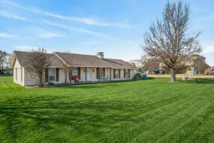 Tioga, TX 76271