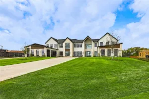 Bartonville, TX 76226