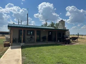 Sonora, TX 76950