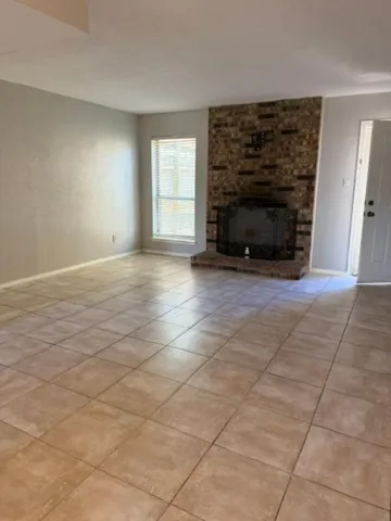 Fort Worth, TX 76116