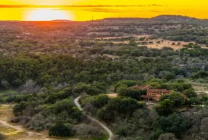 Spicewood, TX 78669