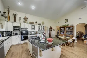 Whitesboro, TX 76273