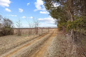 Pottsboro, TX 75076