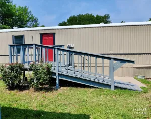 Pottsboro, TX 75076
