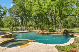 Bartonville, TX 76226