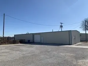 Trenton, TX 75490