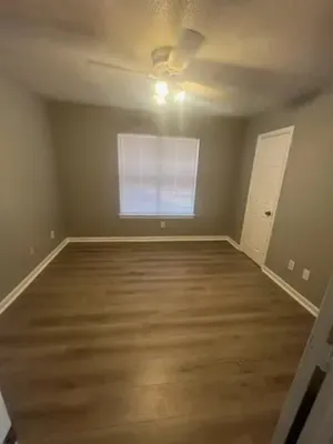 Terrell, TX 75160