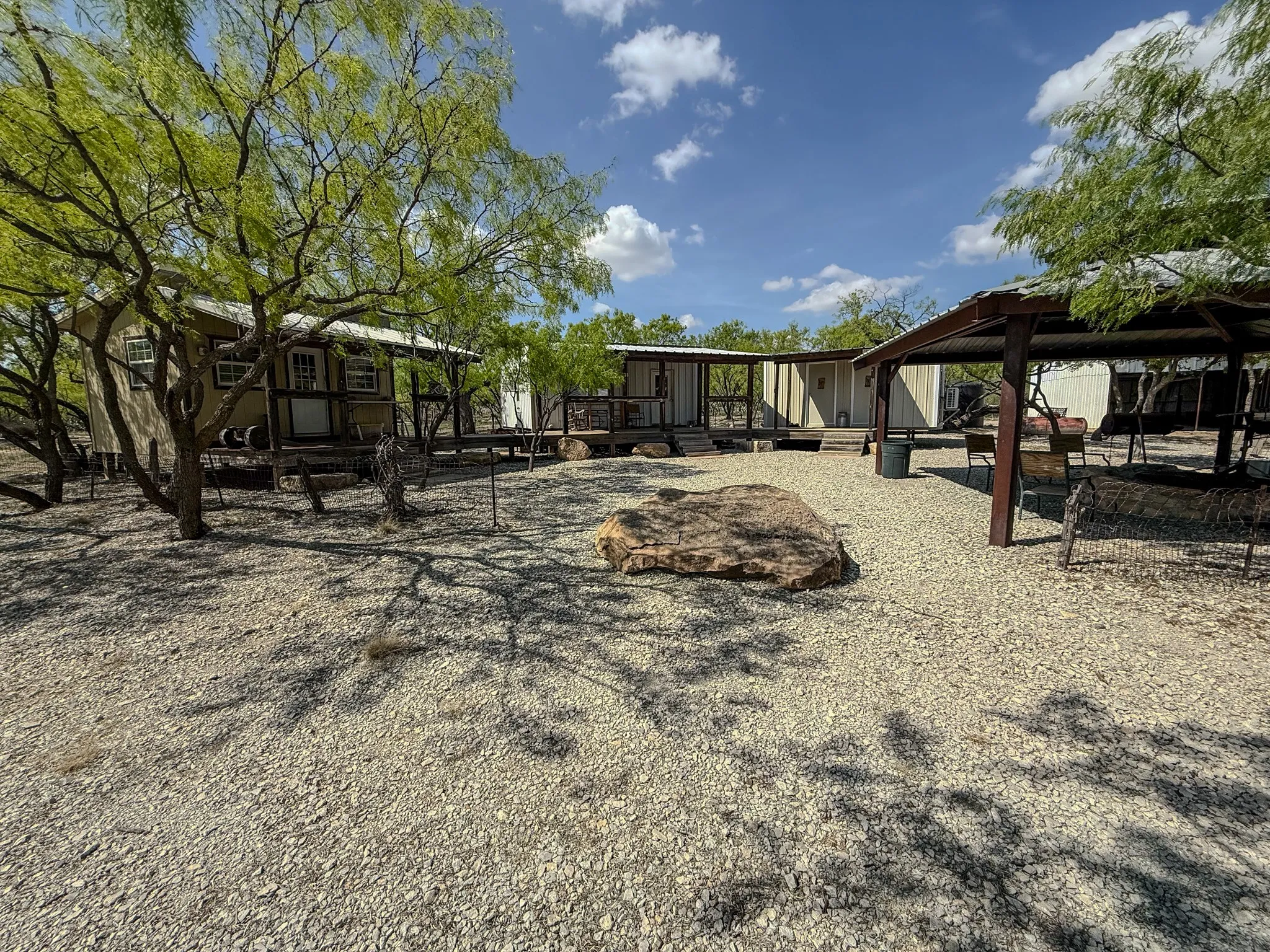 Voss, TX 76888